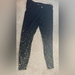 Black and gold lululemon leggings